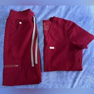 Maroon Figs Scrub Set